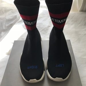Vetements sneakers